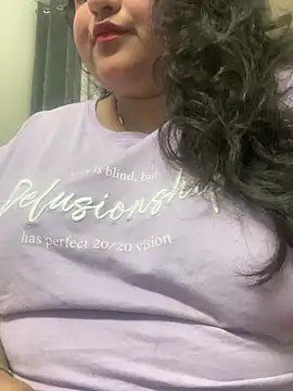 smile pretty online show from 02-18-25, 05:53