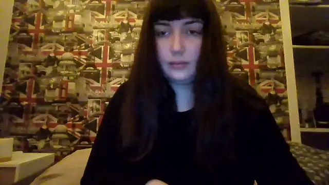 Lynylou online show from 12-18-25, 09:51