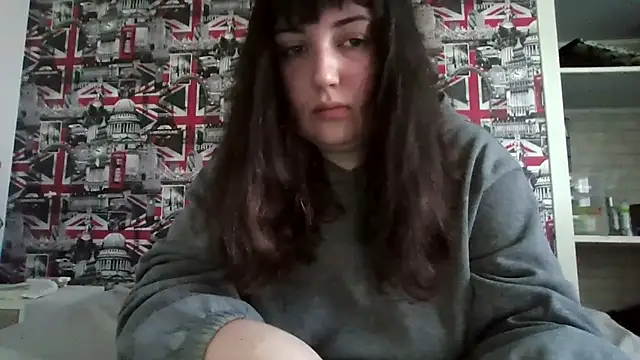 Lynylou online show from 12-02-25, 12:07