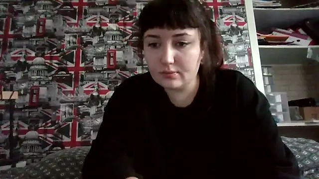 Lynylou online show from 10-09-25, 07:42