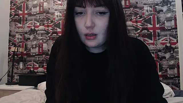 Lynylou online show from 02-23-26, 07:47