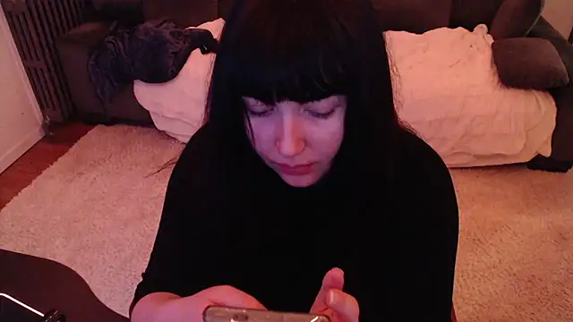 Lynylou online show from 03-21-25, 06:38