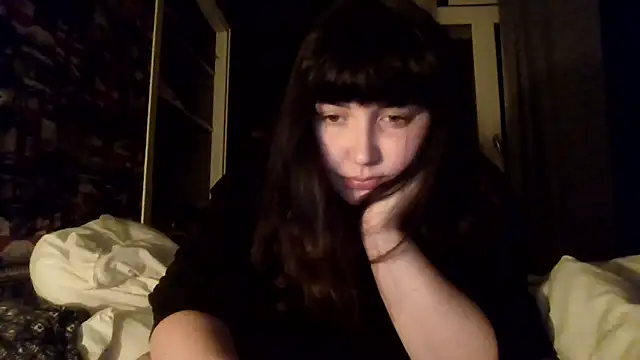 Lynylou online show from 09-14-25, 07:36