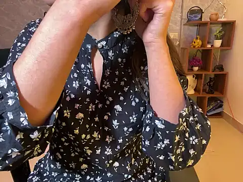 Snapshot of MidnightFlame chatting on 02-03-25, 03:59 MidnightFlame online show from 02-03-25, 03:59