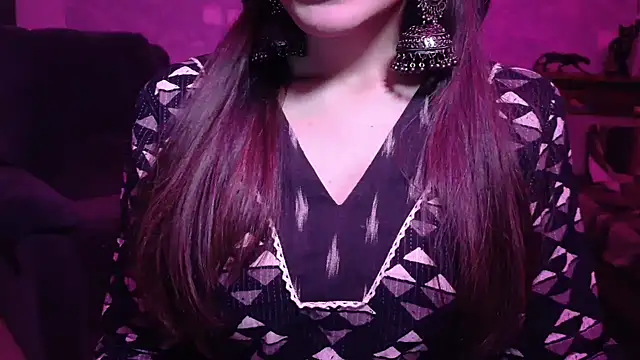 Snapshot of MidnightFlame chatting on 10-02-25, 06:00 MidnightFlame online show from 10-02-25, 06:00