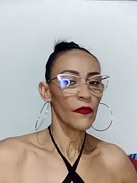 Snapshot of BarbaraMature chatting on 01-13-25, 06:59 BarbaraMature online show from 01-13-25, 06:59