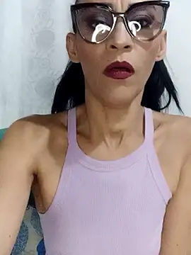 Snapshot of BarbaraMature chatting on 10-18-25, 05:48 BarbaraMature online show from 10-18-25, 05:48