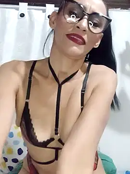 Snapshot of BarbaraMature chatting on 10-20-25, 06:19 BarbaraMature online show from 10-20-25, 06:19