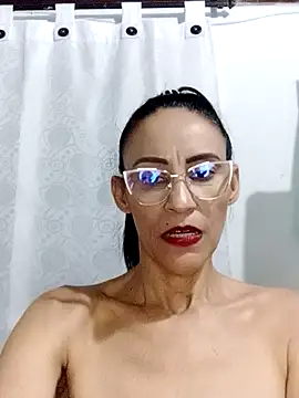 Snapshot of BarbaraMature chatting on 03-17-25, 09:24 BarbaraMature online show from 03-17-25, 09:24