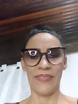 Snapshot of BarbaraMature chatting on 10-12-25, 08:10 BarbaraMature online show from 10-12-25, 08:10