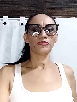 Snapshot of BarbaraMature chatting on 09-25-25, 07:20 BarbaraMature online show from 09-25-25, 07:20