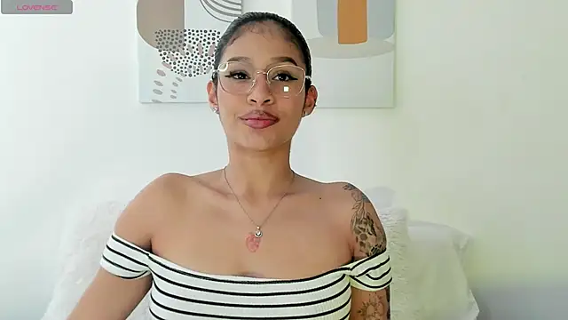 SeleneClark online show from 11-19-25, 08:42