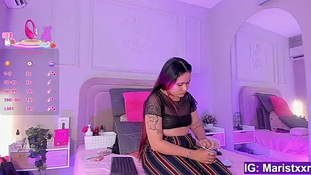 Maristxxr online show from 11-26-25, 07:36