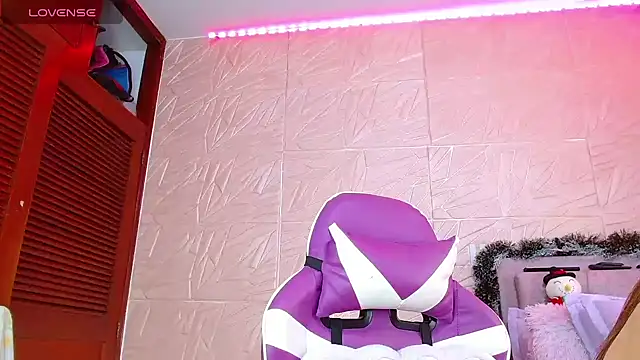 kendallsweet7 online show from 01-10-26, 07:09