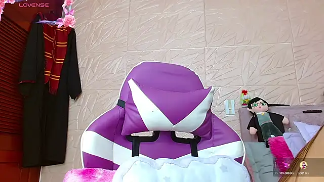 kendallsweet7 online show from 10-29-25, 07:46