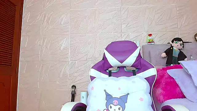 kendallsweet7 online show from 10-07-25, 07:48