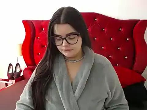 Snapshot of BrithneyLee_ chatting on 02-12-25, 12:16 BrithneyLee online show from 02-12-25, 12:16