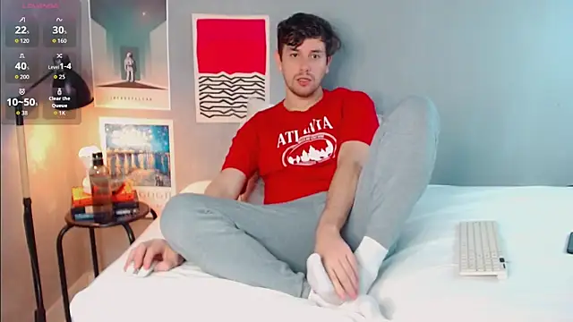 Elio555 online show from 12-22-25, 02:28