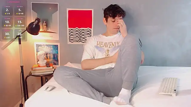 Elio555 online show from 11-14-25, 06:11