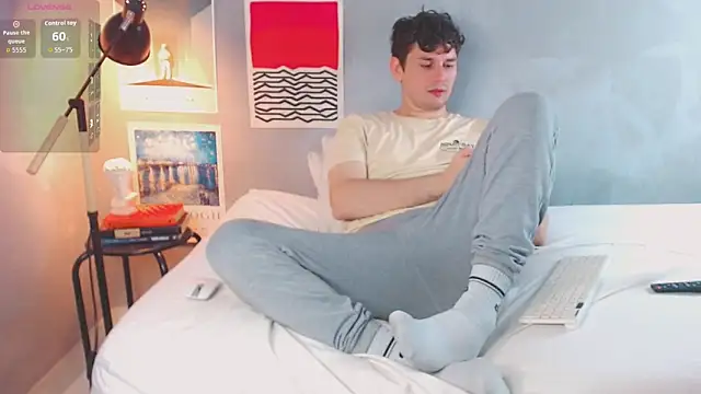 Elio555 online show from 11-02-25, 01:54