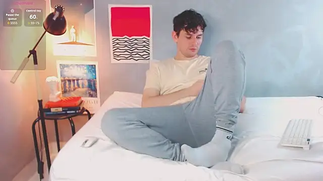 Elio555 online show from 11-02-25, 05:51