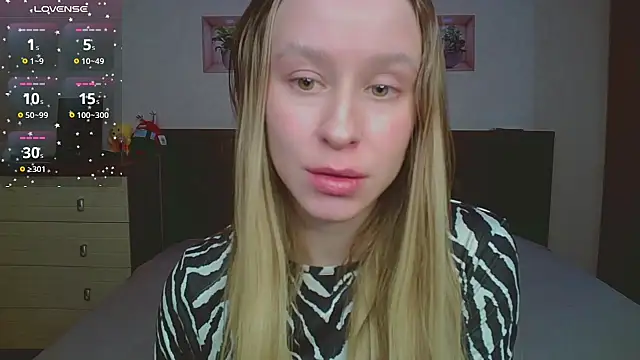 Lily  Devil online show from 01-09-26, 04:03