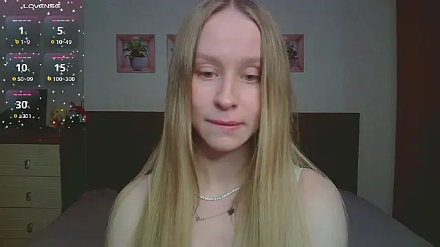 Lily  Devil online show from 01-13-26, 03:49