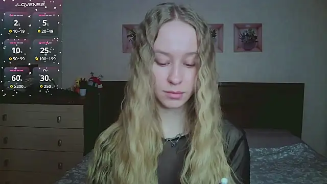 Lily  Devil online show from 02-09-26, 08:56