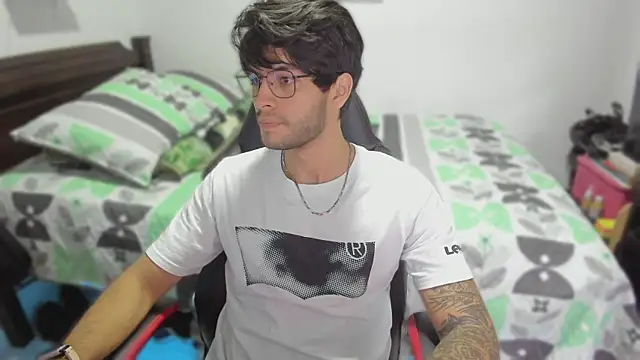 justin stark7 online show from 03-05-25, 11:38