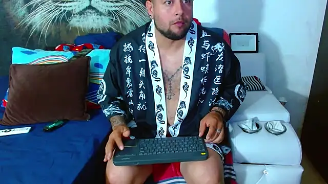 Michaell Myerss  online show from 11-07-25, 01:26