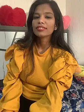 Snapshot of hottiess69 chatting on 03-05-25, 04:13 hottiess69 online show from 03-05-25, 04:13