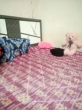 hottiess69 online show from 02-15-26, 09:08