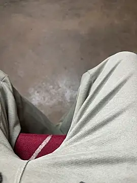 mallucutee online show from 11-20-25, 03:51