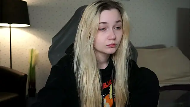 Lisa 003 online show from 03-21-25, 06:07