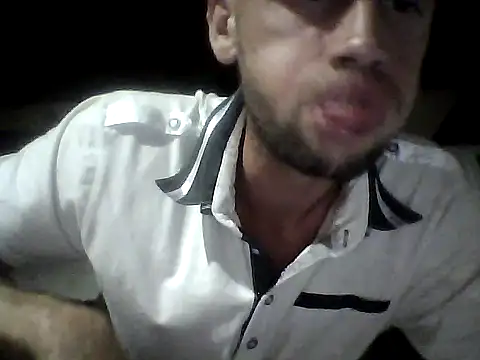 Snapshot of Rejtelmesest chatting on 07-05-26, 02:49 Rejtelmesest online show from 07-05-26, 02:49