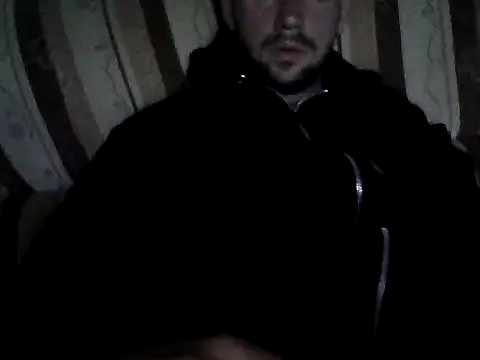 Snapshot of Rejtelmesest chatting on 06-15-26, 11:10 Rejtelmesest online show from 06-15-26, 11:10