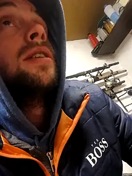 Snapshot of Rejtelmesest chatting on 03-17-25, 11:24 Rejtelmesest online show from 03-17-25, 11:24