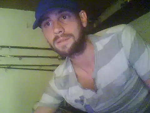 Snapshot of Rejtelmesest chatting on 02-24-25, 10:36 Rejtelmesest online show from 02-24-25, 10:36