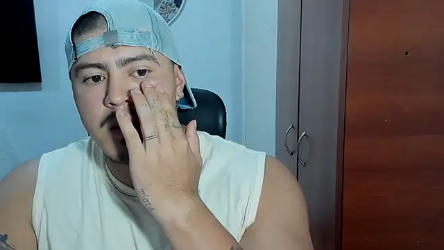 Snapshot of Baltazar_Dupont chatting on 02-12-26, 10:15 Baltazar Dupont online show from 02-12-26, 10:15