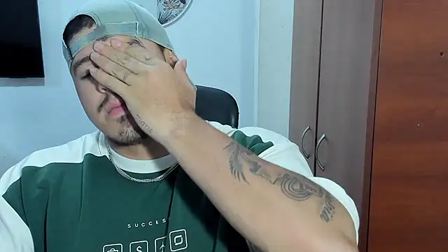 Snapshot of Baltazar_Dupont chatting on 01-17-26, 09:24 Baltazar Dupont online show from 01-17-26, 09:24