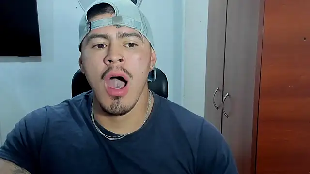 Snapshot of Baltazar_Dupont chatting on 02-11-26, 09:53 Baltazar Dupont online show from 02-11-26, 09:53