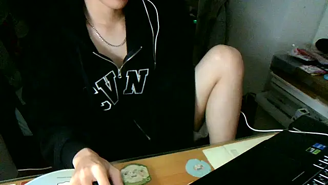 max5388 online show from 11-26-25, 05:24