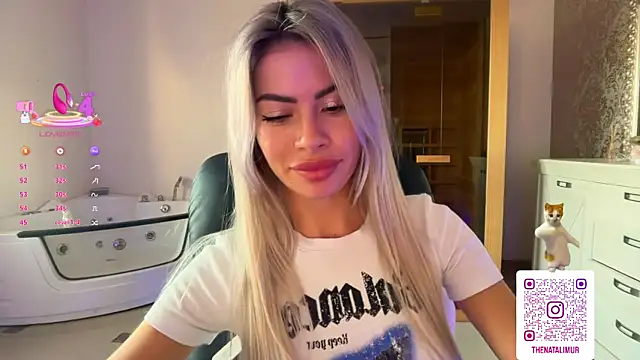 Natalimuur online show from 10-14-25, 01:34