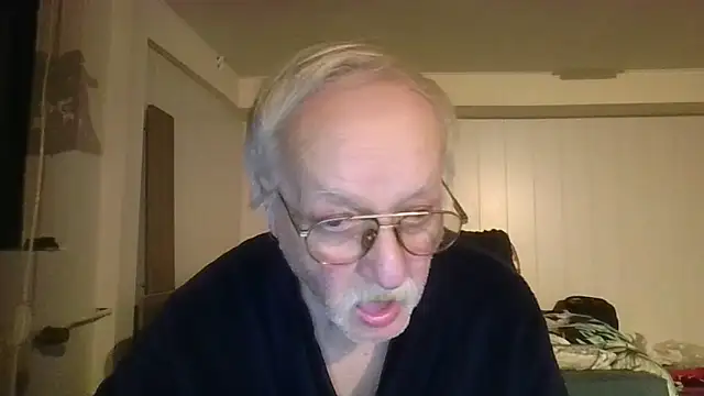 Snapshot of Sammy1660 chatting on 12-16-24, 10:45 Sammy1660 online show from 12-16-24, 10:45