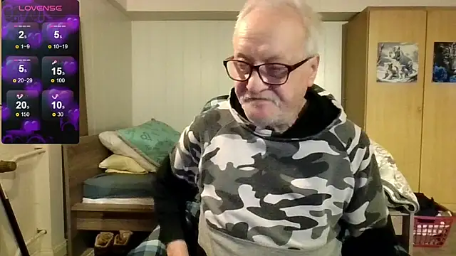 Sammy1660 online show from 12-19-25, 12:47