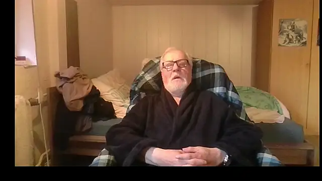 Snapshot of Sammy1660 chatting on 06-19-26, 05:24 Sammy1660 online show from 06-19-26, 05:24