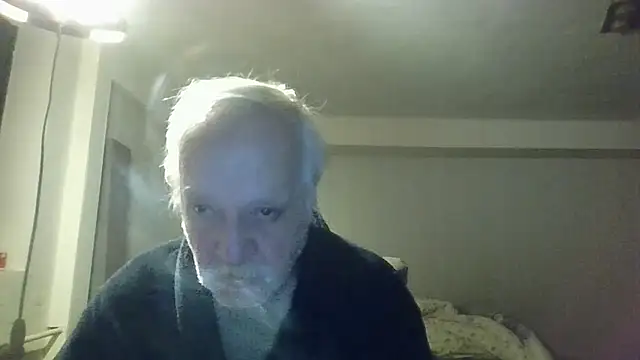 Snapshot of Sammy1660 chatting on 12-18-24, 06:53 Sammy1660 online show from 12-18-24, 06:53