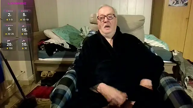 Sammy1660 online show from 12-21-25, 04:25