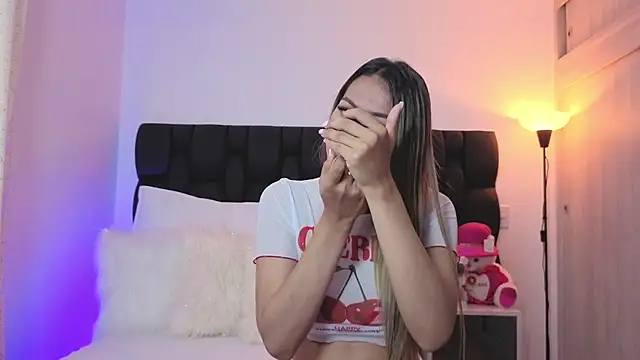 Cristel Boom online show from 12-22-25, 11:54