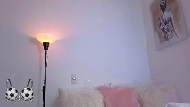 Cristel Boom online show from 06-15-26, 02:39